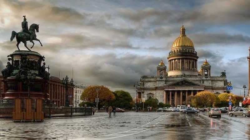 Петербург стал одним из популярных городов для бизнес-туристов
