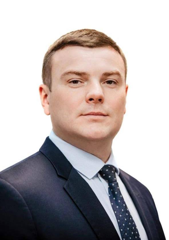 Чебыкинский дворик: между жителями и губернатором Александром Бегловым встал депутат ЗакСа Чебыкинский дворик: между жителями и губернатором Александром Бегловым встал депутат ЗакСа