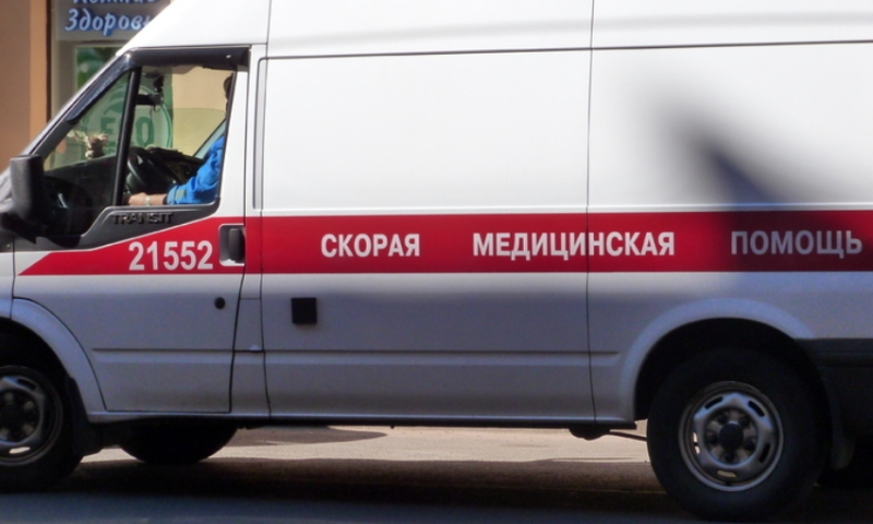 В Петербурге пятилетнему мальчику оторвало палец дверью в ТЦ