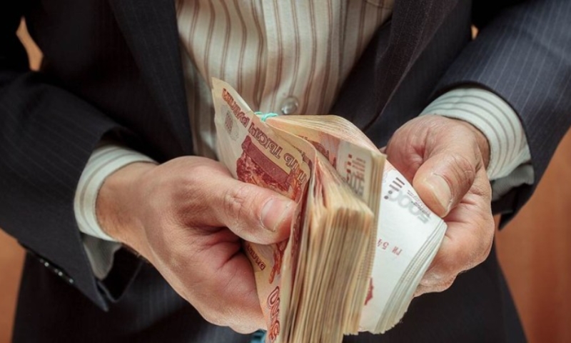 Средняя зарплата петербуржца в сентябре составила 91 тысячу рублей