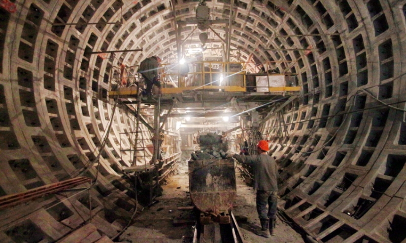 Комитет по строительству будет развивать метро Северной столицы 