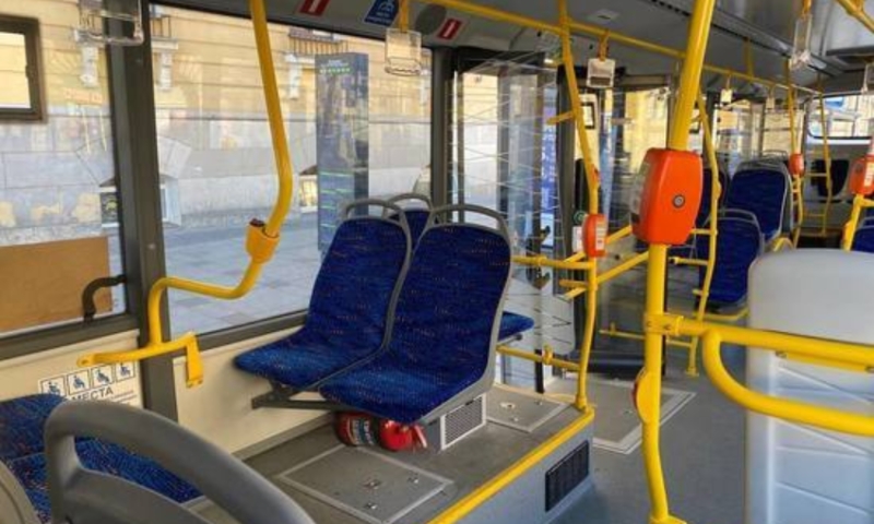 С января в Петербурге подешевеет проезд по ЕКП в наземном транспорте